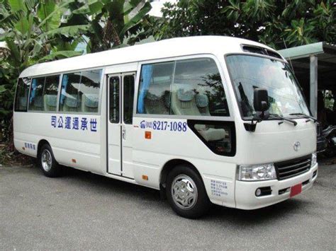 超順|20人座中型巴士出租：20人中巴包車價格優惠首選